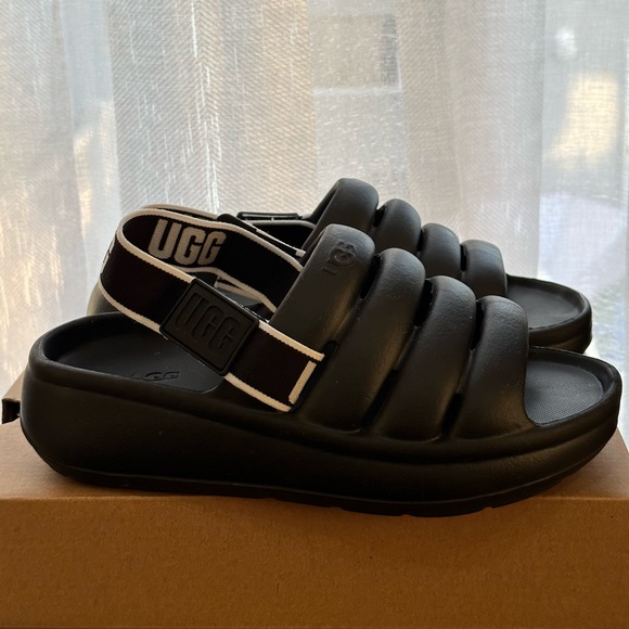 ‼️SOLD‼️ UGG Sport Yeah Slide Black - Picture 2 of 6